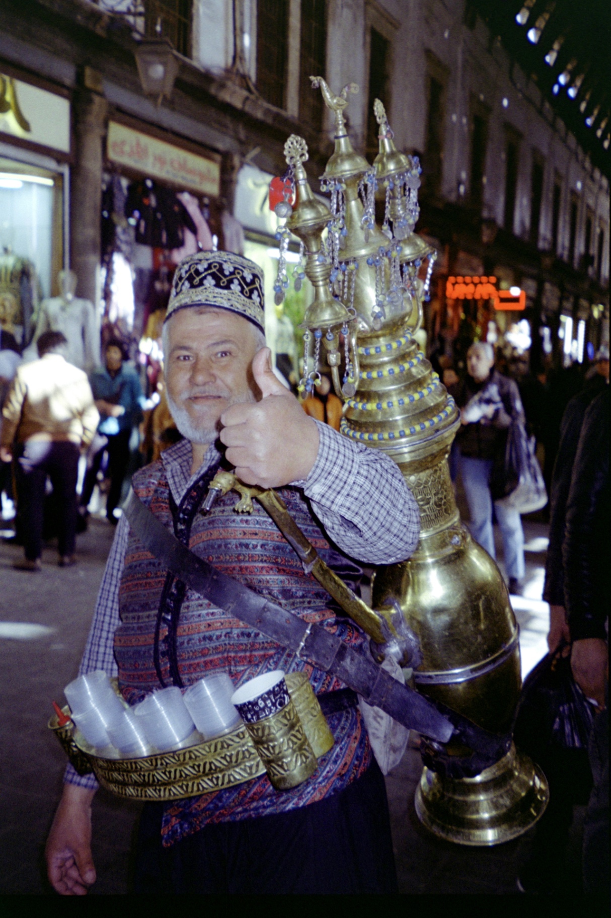 Traditional Syrian tea vendor in the Damascus souk